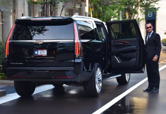 5 Passenger Cadillac ESV